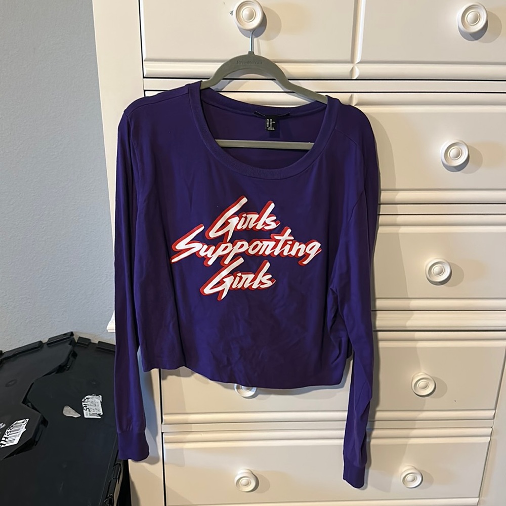 Forever 21 plus “girls supporting girls” purple long sleeve crop shirt